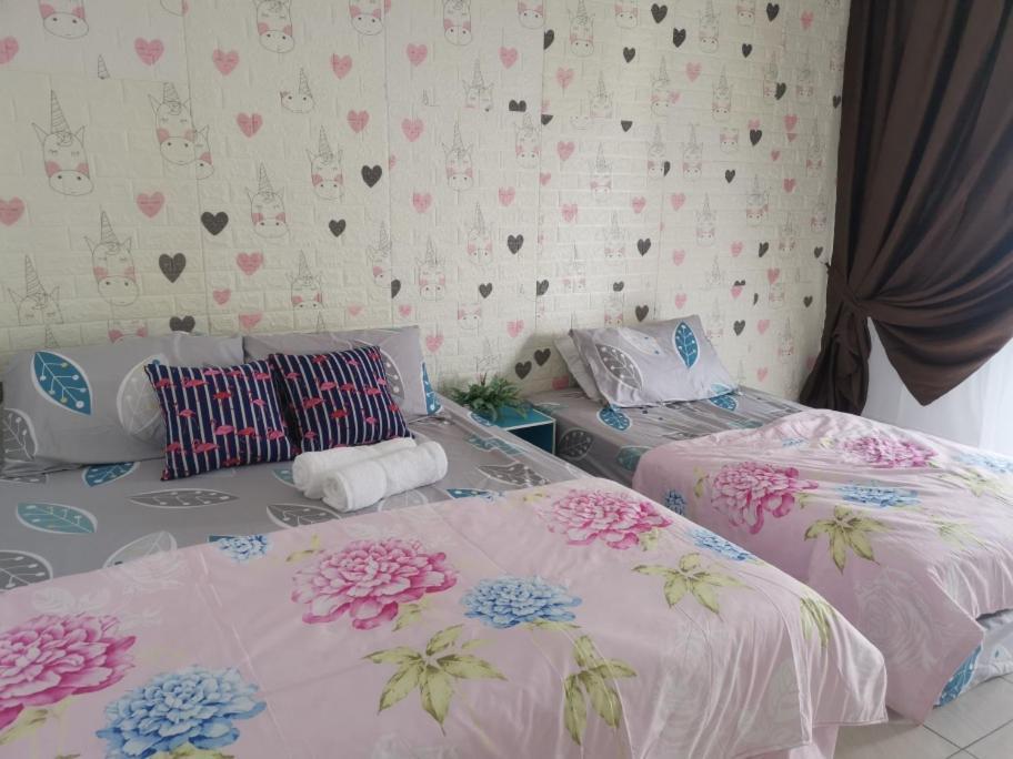 12 Pax Skyview Homestay 2 Family Room 2R2B Golden Hills Mountain View Genting Highland เก็นติงไฮแลนด์ ภายนอก รูปภาพ