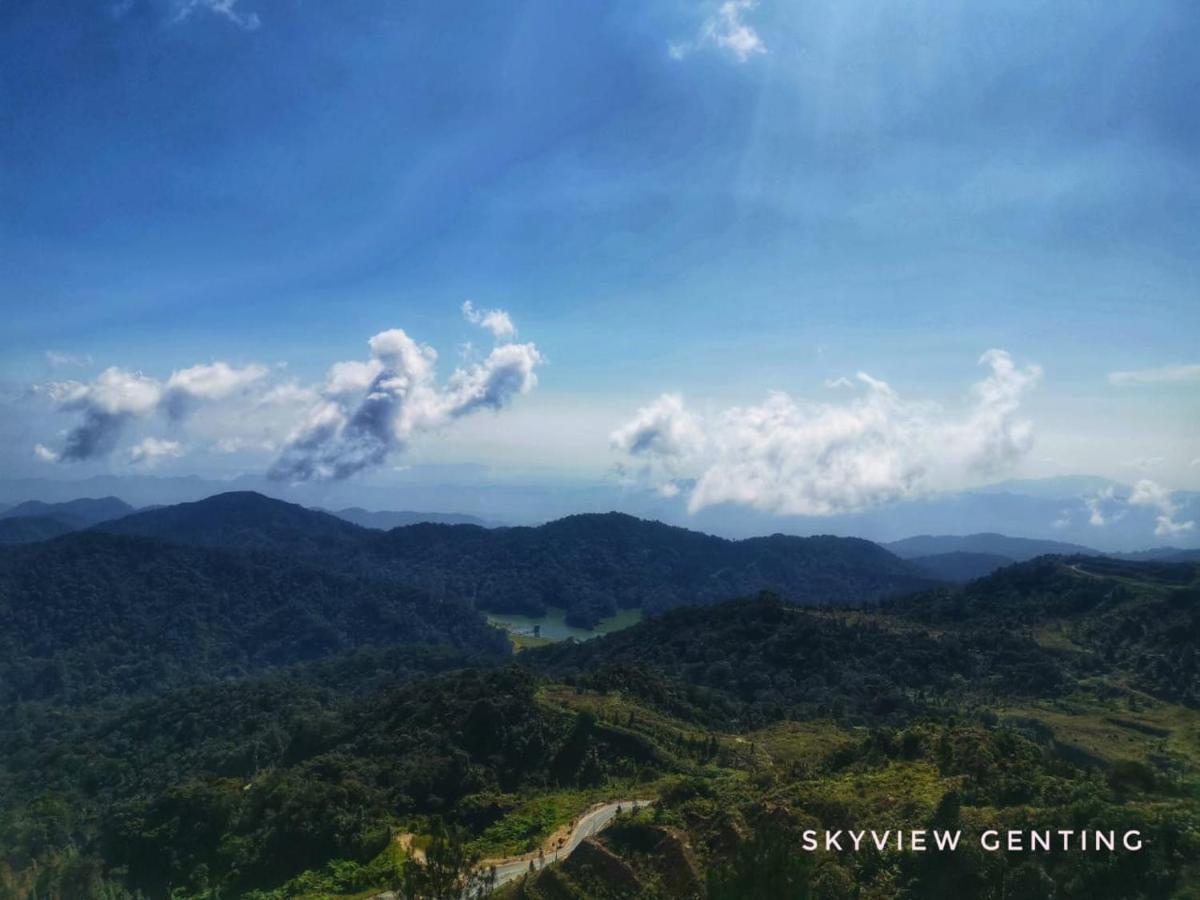 12 Pax Skyview Homestay 2 Family Room 2R2B Golden Hills Mountain View Genting Highland เก็นติงไฮแลนด์ ภายนอก รูปภาพ